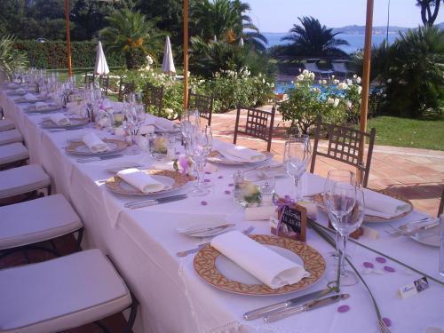 Hotel Villa Les Rosiers Grimaud Eksteriør billede