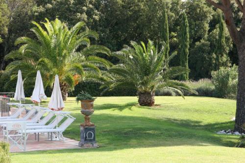 Hotel Villa Les Rosiers Grimaud Eksteriør billede