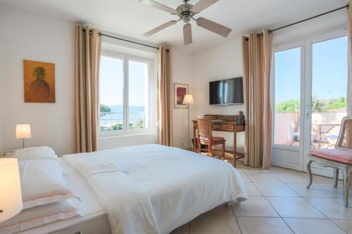 Hotel Villa Les Rosiers Grimaud Eksteriør billede