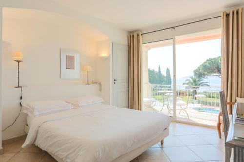 Hotel Villa Les Rosiers Grimaud Eksteriør billede